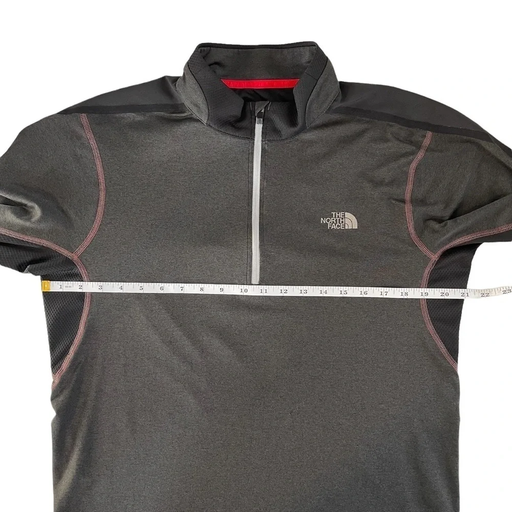 The North Face Quarter Zip Flash Dry-XD Pullover Shirt Size Medium